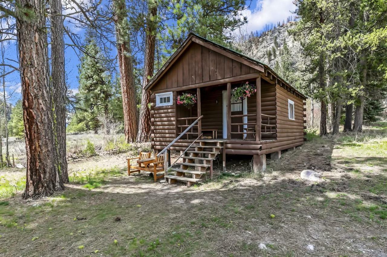 Sawtooth Lodge Stanley Экстерьер фото